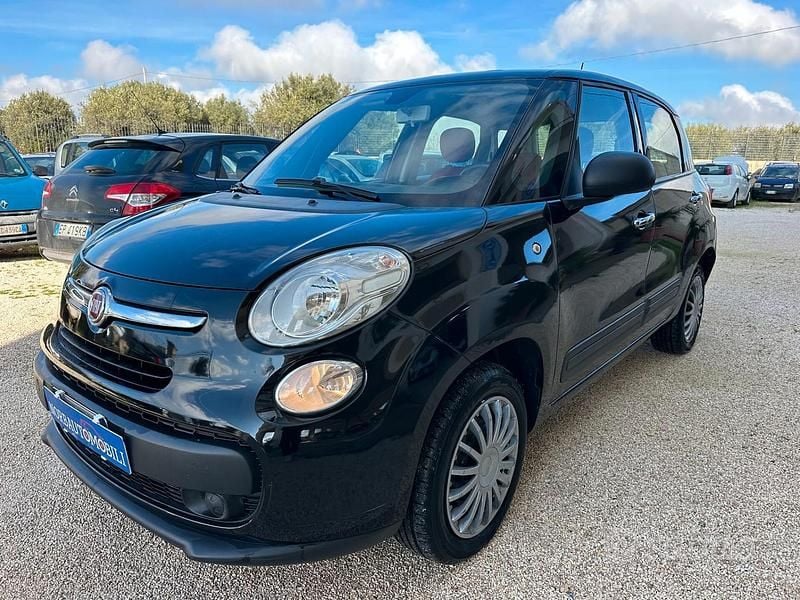 Usata Fiat 500L Lounge 80 CV (58 kW) 2015 Nero Monovolume