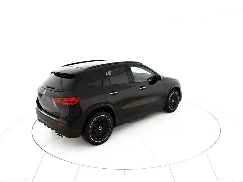 Nuova Mercedes GLA180 AMG line 136 CV (100 kW) 2026 Nero SUV