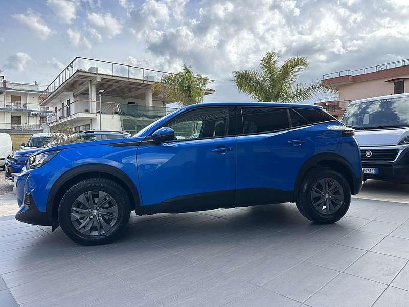 Usata Peugeot 2008 Active 102 CV (75 kW) 2021 Other SUV