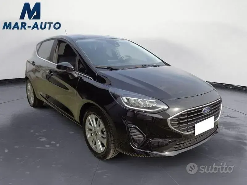 Second-hand Ford Fiesta Titanium 75 CP (55 kW) 2022 Negru Hatchback
