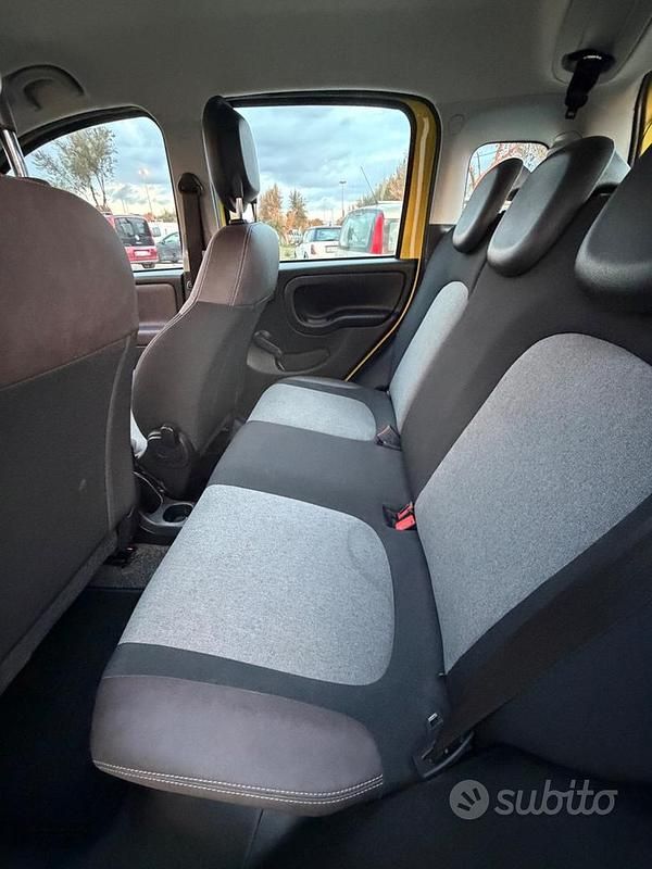 Usata Fiat Panda 4x4 S 95 CV (69 kW) 2018 Giallo Utilitaria