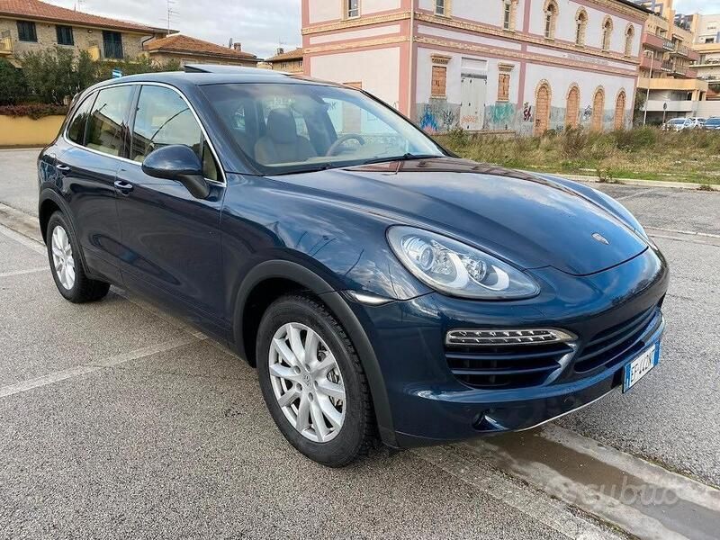Blu Usata 2010 Porsche Cayenne SUV | 17.990 € (Molto cara) - Immagine 1/4