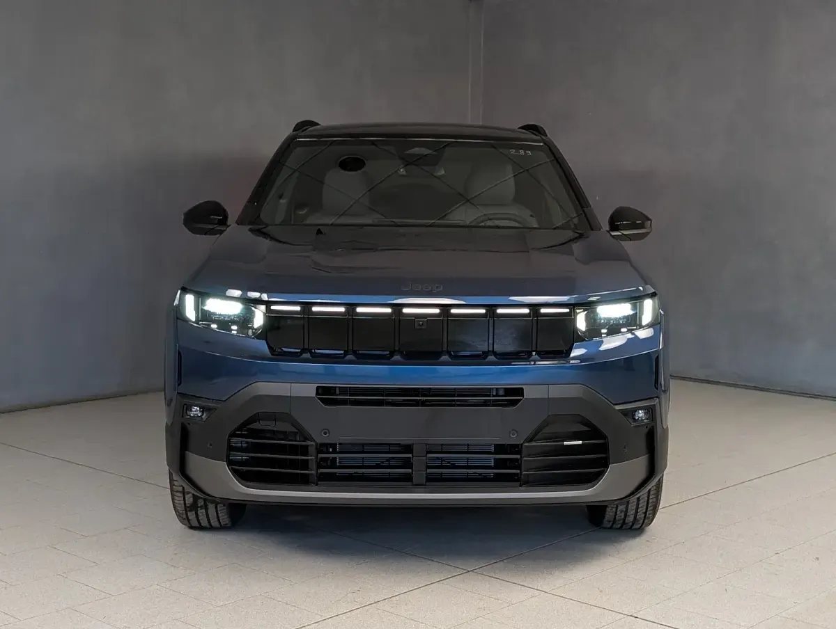 Nuova Jeep Compass Summit 145 CV (106 kW) 2026 Grigio SUV