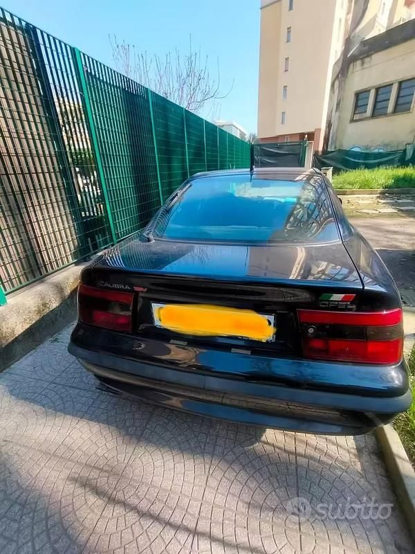 Usata Opel Calibra 150 CV (110 kW) 1991 Grigio Coupé