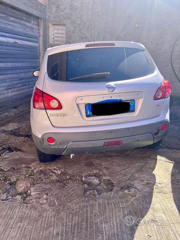 Usata Nissan Qashqai 140 CV (102 kW) 2009 Grigio SUV