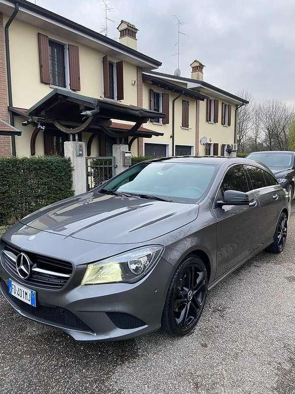Usata Mercedes CLA180 Night 109 CV (80 kW) 2016 Grigio Berlina