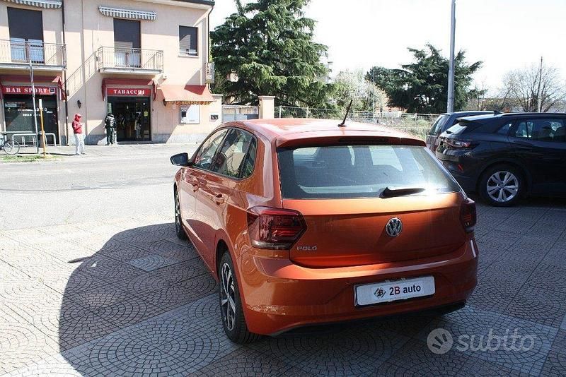 Usata VW Polo Comfortline 65 CV (47 kW) 2019 Arancione Utilitaria