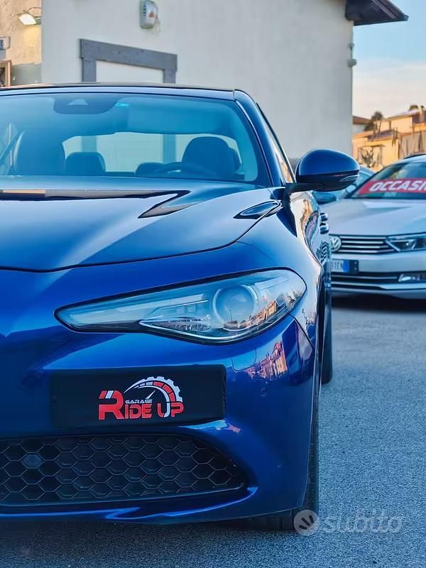 Second-hand Alfa Romeo Giulia Super 180 CP (132 kW) 2016 Albastru Berlinǎ
