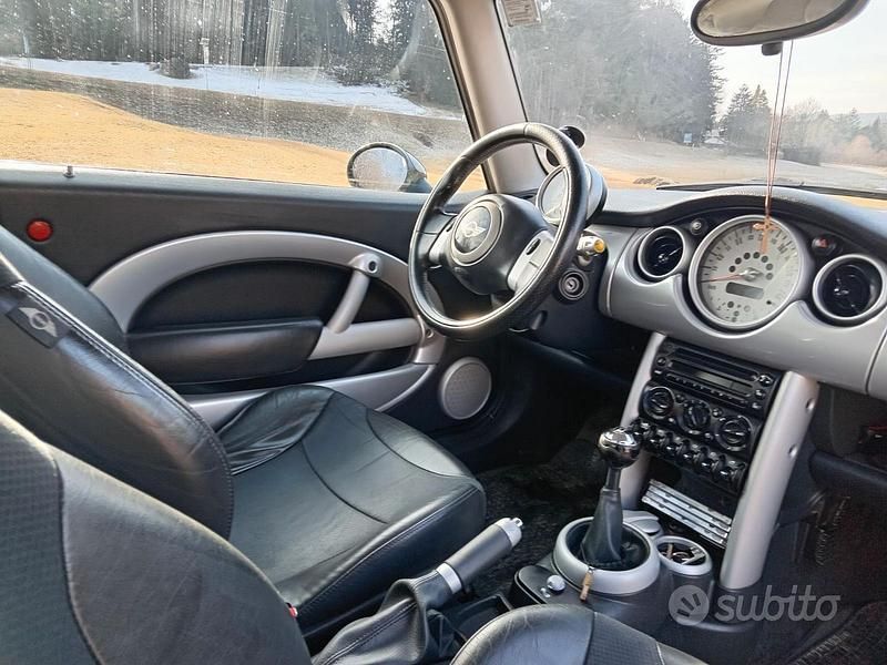 Usata Mini Cooper Coupé 116 CV (85 kW) 2006 Grigio Coupé