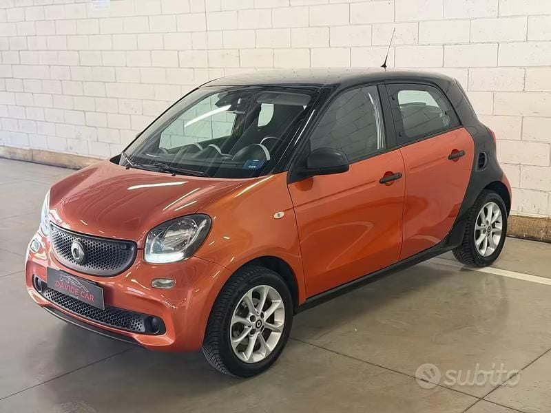 Usata Smart ForFour Edition #1 70 CV (51 kW) 2014 Arancione Utilitaria