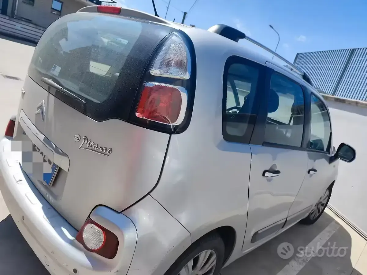 Usata Citroën C3 Picasso 92 CV (67 kW) 2011 Grigio Monovolume