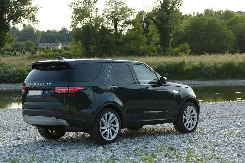 Usata Land Rover Discovery 5 HSE Luxury 249 CV (183 kW) 2017 Verde SUV