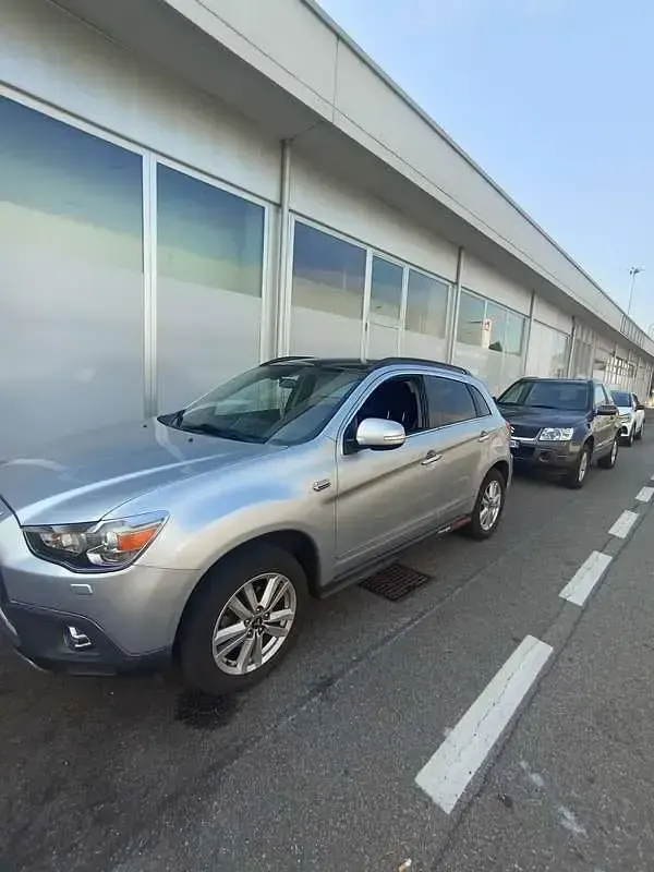 Usata Mitsubishi ASX Invite 150 CV (110 kW) 2011 SUV