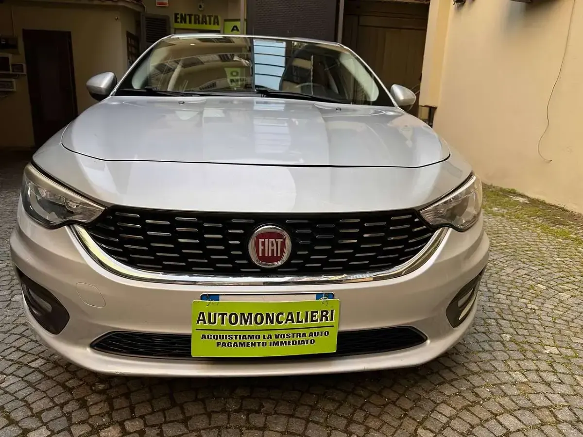 Occasion Fiat Tipo Opening Edition 95 ch (69 kW) 2016 Gris Berline