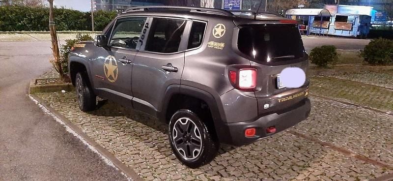 Usata Jeep Renegade Trailhawk 170 CV (125 kW) 2016 SUV