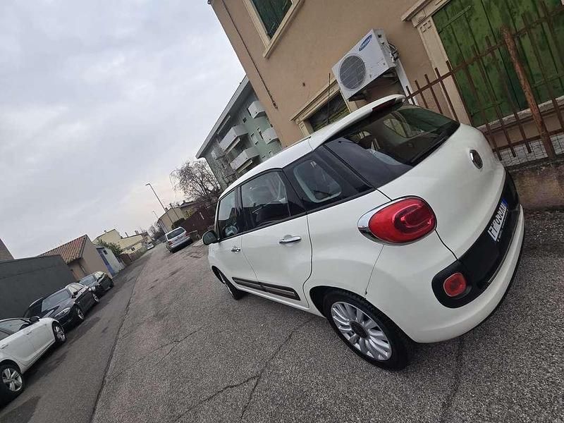 Usata Fiat 500L Easy 84 CV (61 kW) 2013 Bianco Monovolume
