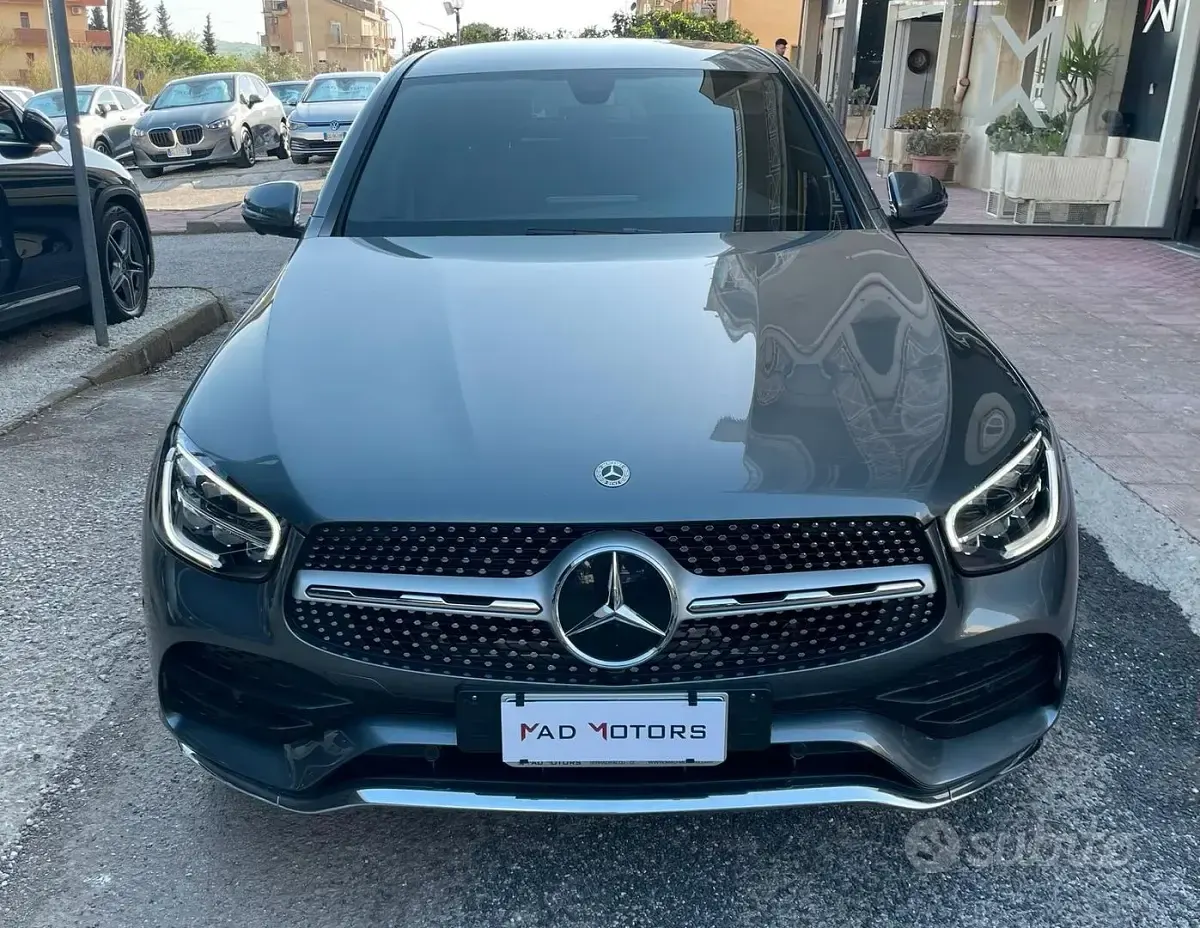 Usata Mercedes GLC220 Premium 194 CV (142 kW) 2022 Grigio Coupé