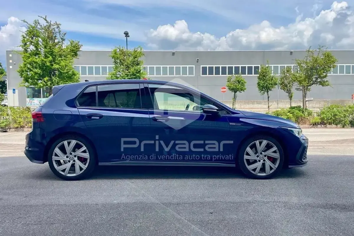 Usata VW Golf VIII GTD 200 CV (147 kW) 2024 Blu Berlina