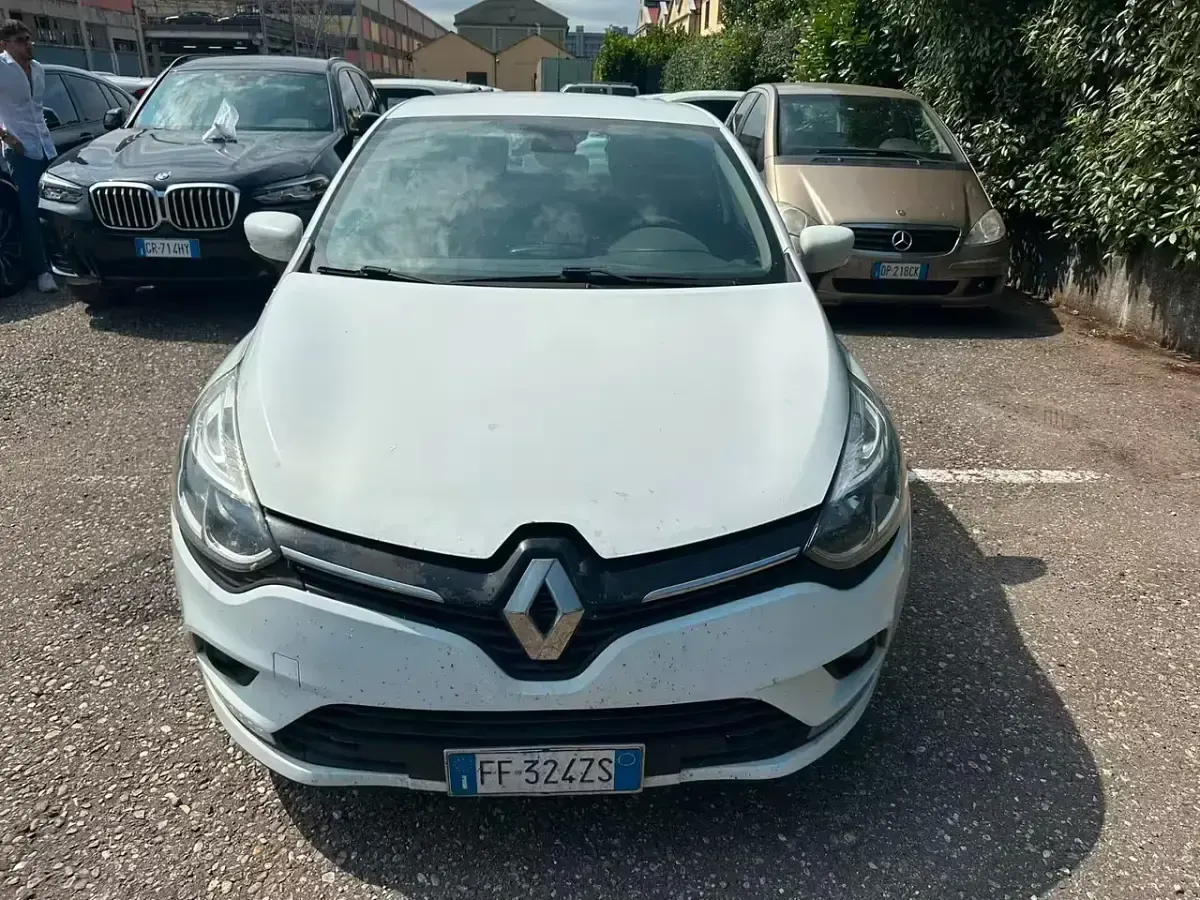 Usata Renault Clio IV Life 75 CV (55 kW) 2017 Bianco Berlina