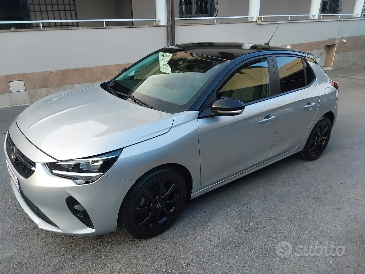 Usata Opel Corsa Edition 102 CV (75 kW) 2022 Grigio Utilitaria