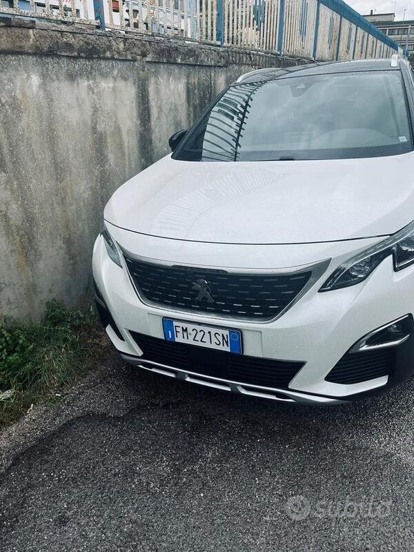 Usato 2018 Peugeot 3008 1.5 Diesel 131 CV (18.900 €)