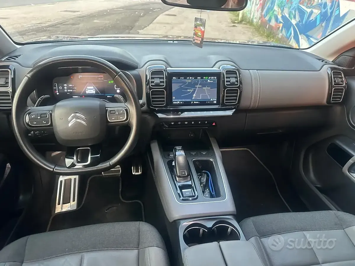 Usata Citroën C5 Shine 131 CV (96 kW) 2022 Grigio Berlina