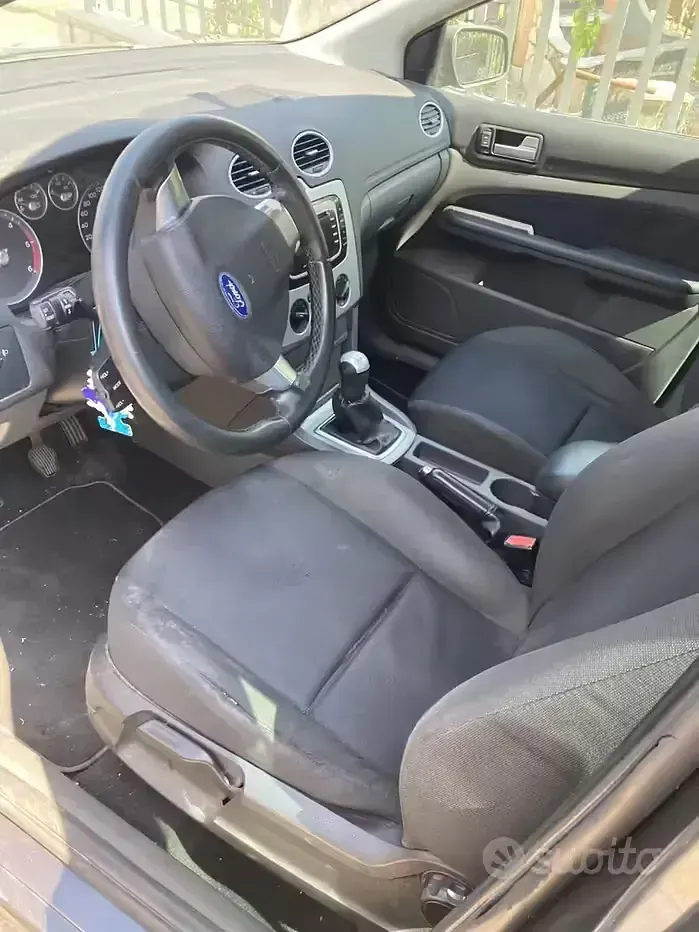 Usata Ford Focus 2005 Grigio Station wagon