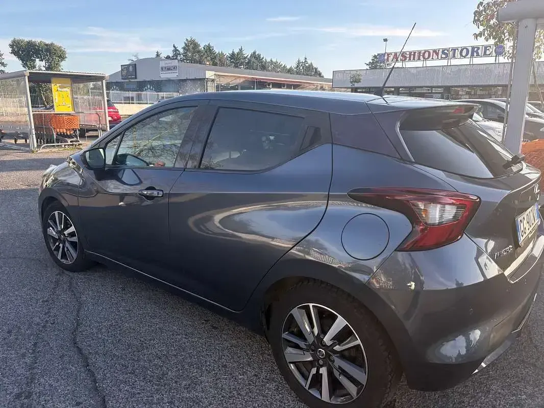 Usata Nissan Micra Acenta 90 CV (66 kW) 2019 Grigio Utilitaria