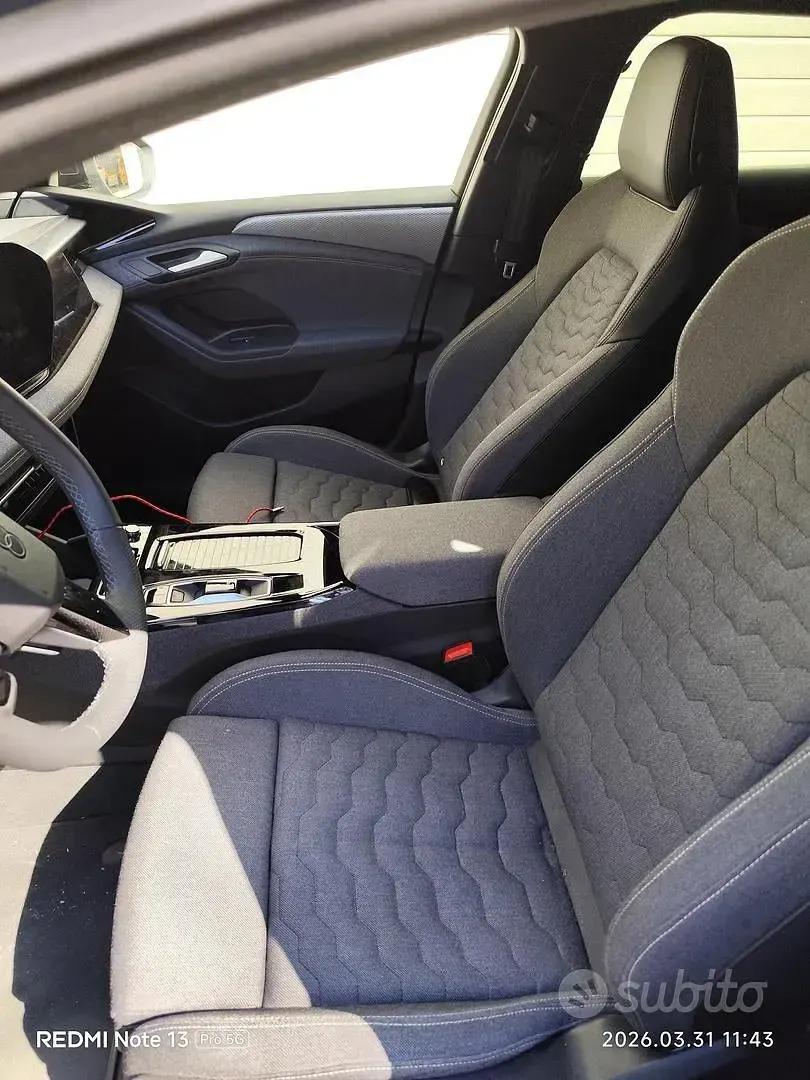 Usata Audi e-tron S-Line 100 kW (136 CV) 2025 Grigio SUV