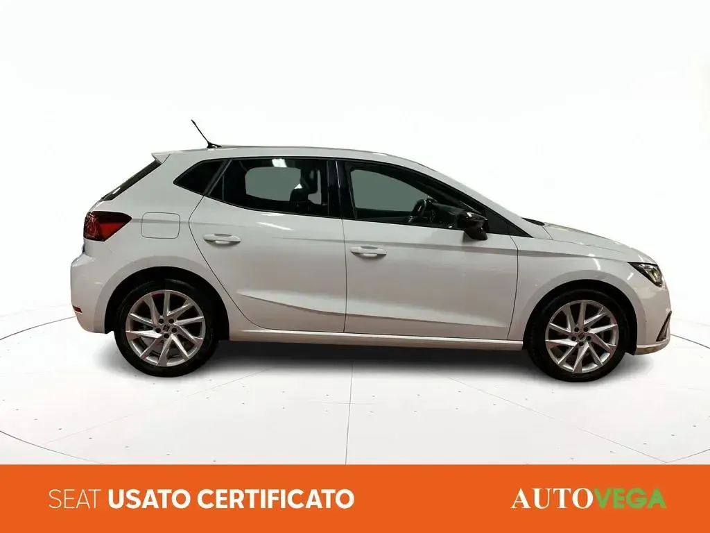 Usata Seat Ibiza FR 116 CV (85 kW) 2025 Bianco / pastello Utilitaria