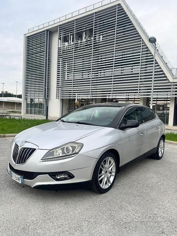 Usata Lancia Delta 2010 Grigio Utilitaria