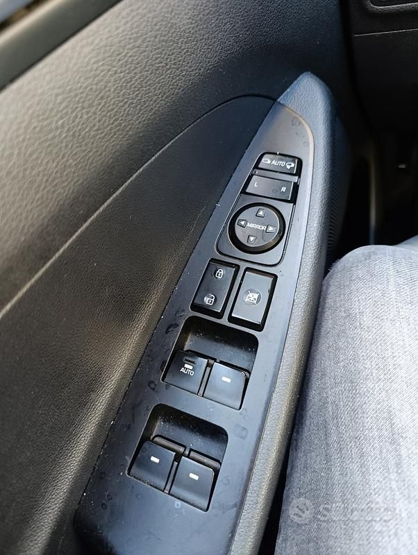 Usata Hyundai Tucson 141 CV (103 kW) 2017 Bianco SUV