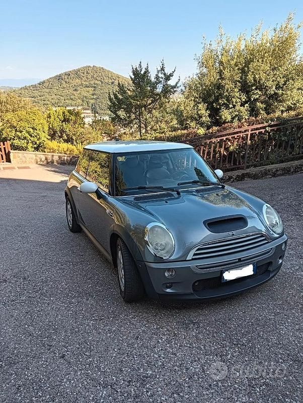 Usata Mini Cooper S 170 CV (125 kW) 2006 Grigio Utilitaria