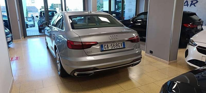 Usata Audi A4 Advanced 136 CV (100 kW) 2020 Argento Berlina