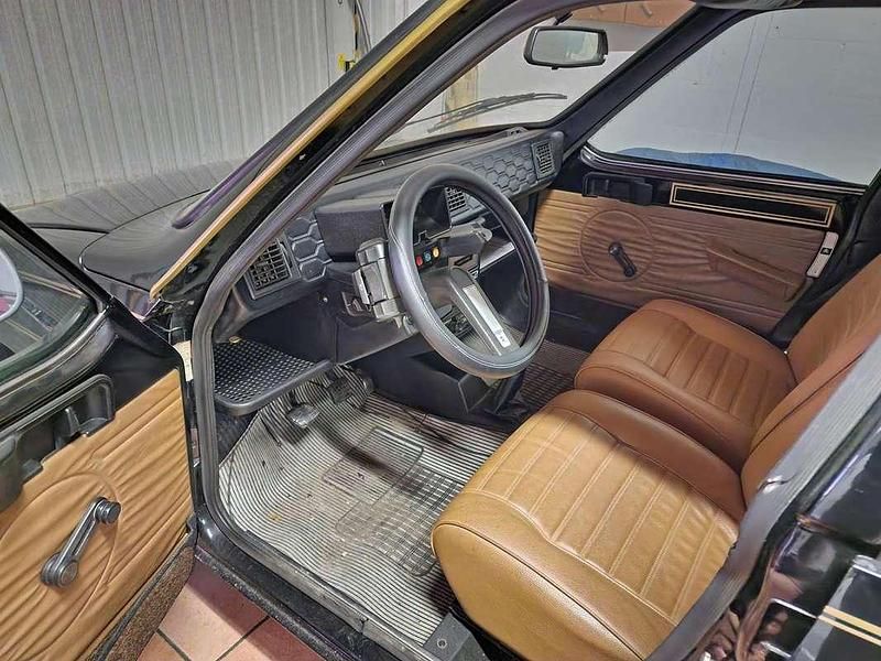 Usata Citroën Visa 57 CV (41 kW) 1980 Oro Berlina