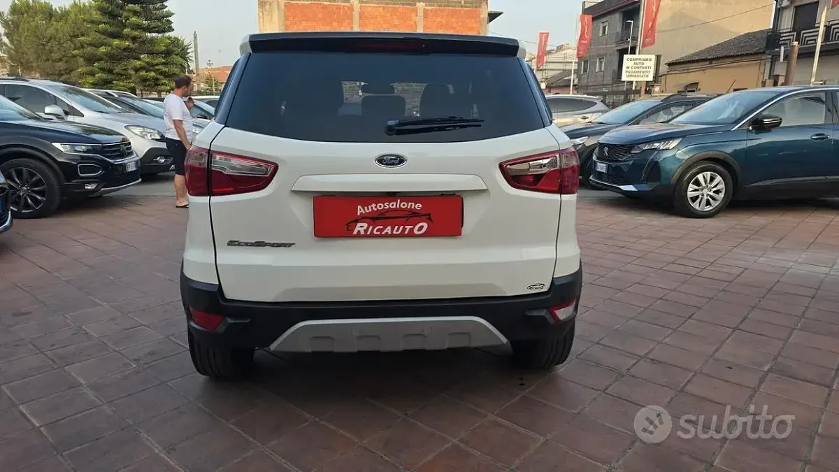 Usata Ford Ecosport Titanium 95 CV (69 kW) 2017 Bianco SUV
