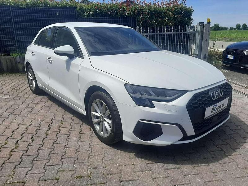 Usata Audi A3 116 CV (85 kW) 2022 Nero Berlina