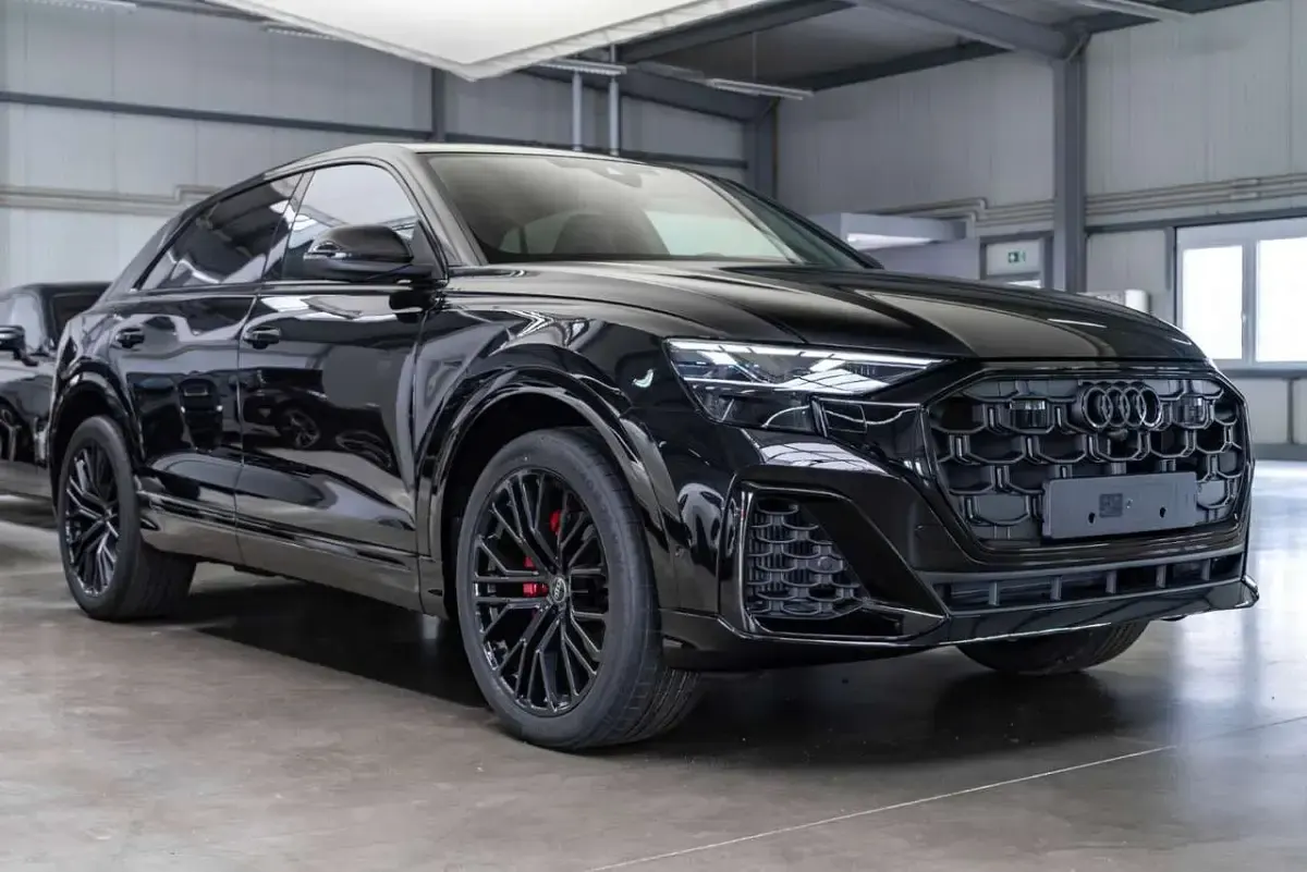 Nuova Audi Q8 Competition 286 CV (210 kW) 2026 Grigio SUV