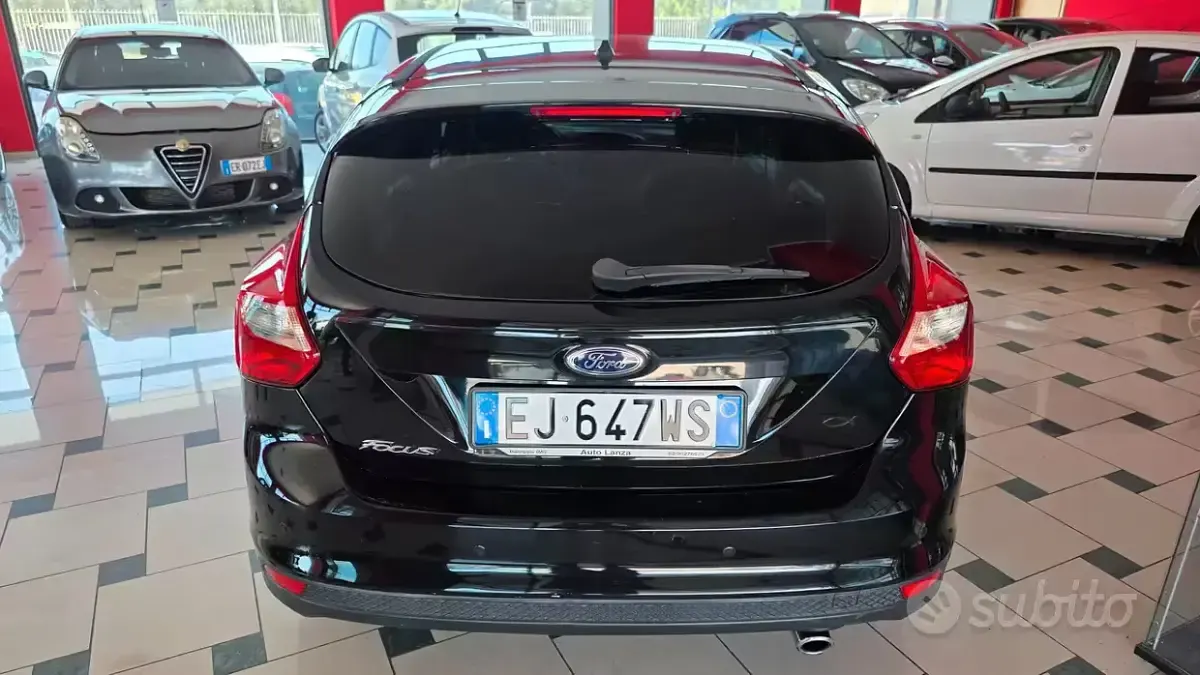 Usata Ford Focus Titanium 150 CV (110 kW) 2011 Nero Berlina