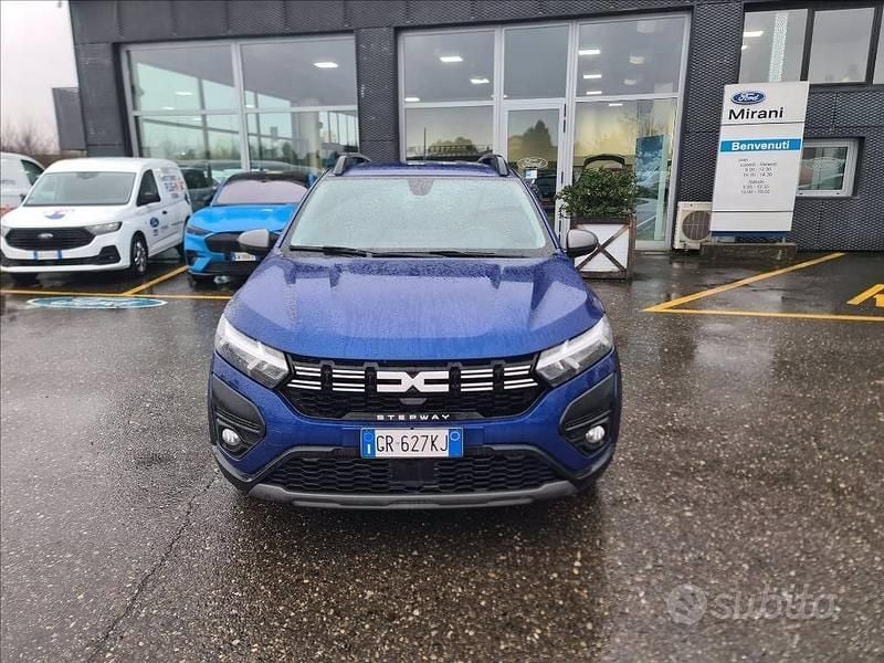 Blu Usata 2023 Dacia Sandero Expression Berlina | 15.500 € (Buon prezzo) - Immagine 1/4