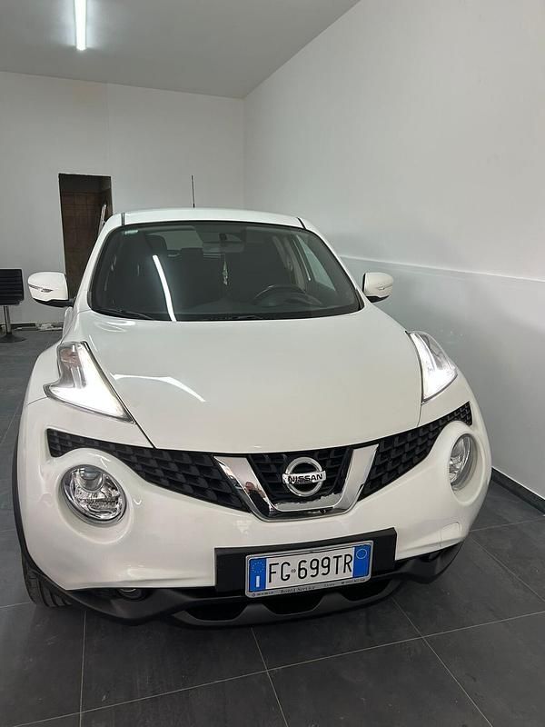 Usata Nissan Juke Visia 110 CV (80 kW) 2014 Bianco SUV