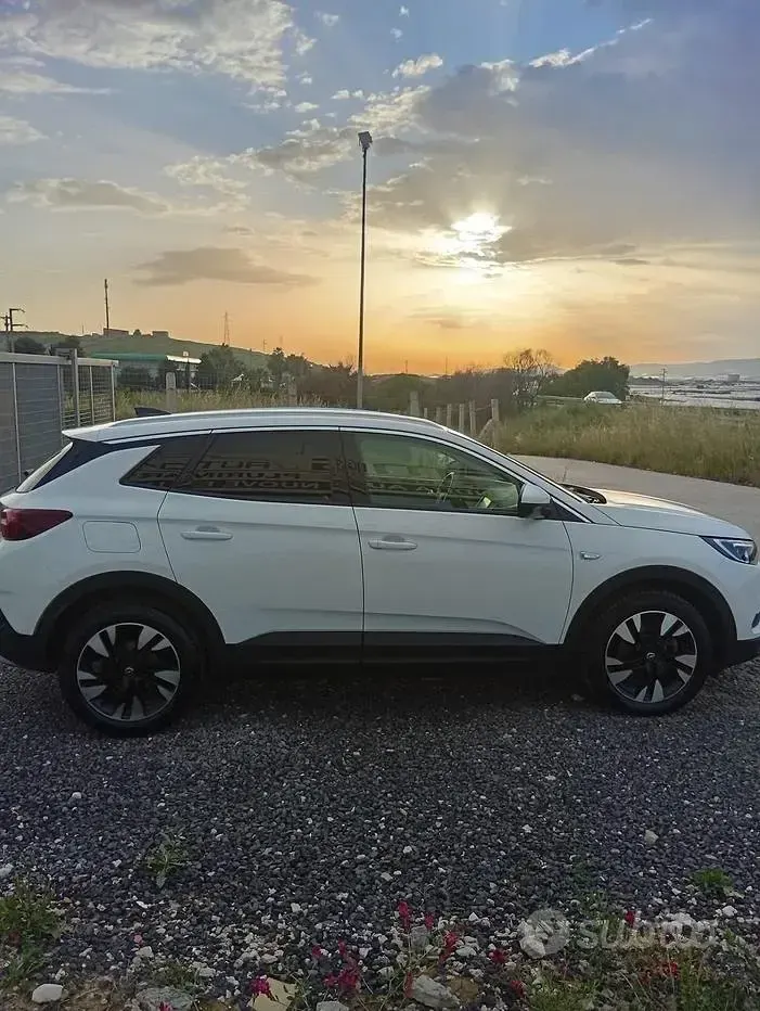 Usata Opel Grandland X Innovation 131 CV (96 kW) 2019 Bianco SUV