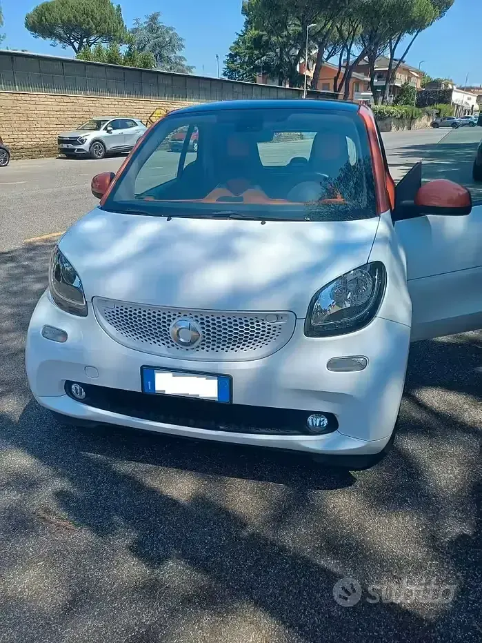Usata Smart ForFour 71 CV (52 kW) 2015 Bianco Utilitaria