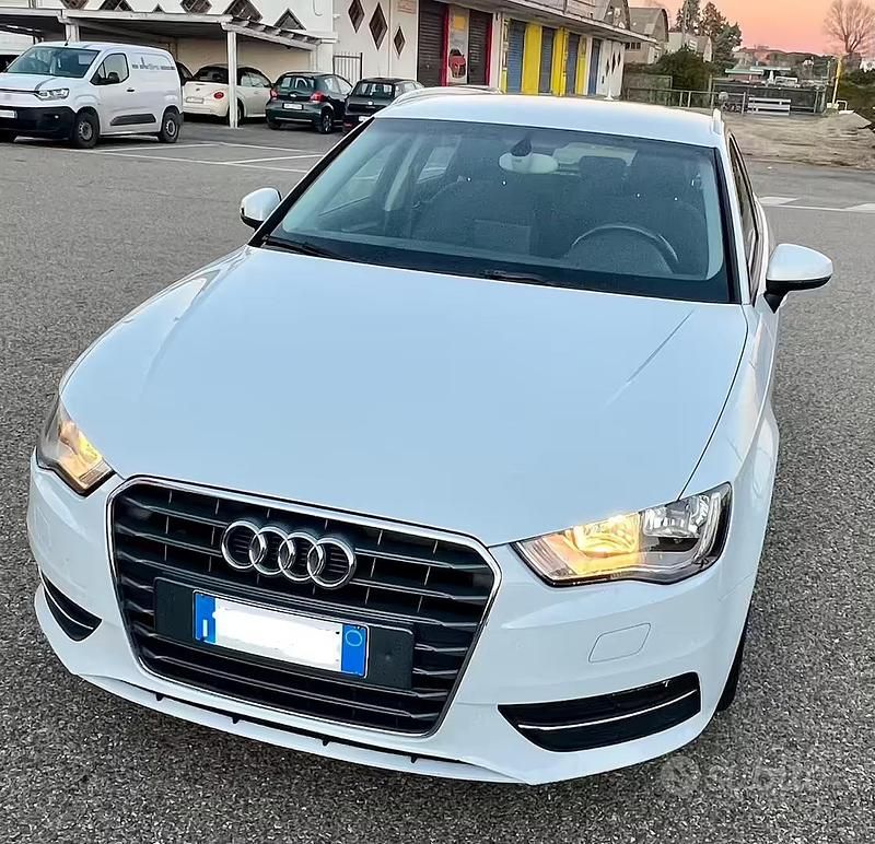 Usata Audi A3 Attraction 110 CV (80 kW) 2016 Bianco Berlina