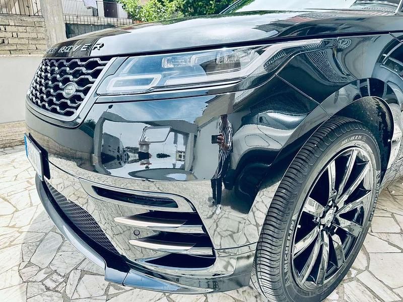 Usata Land Rover Range Rover Velar SE Dynamic 241 CV (177 kW) 2020 Nero SUV