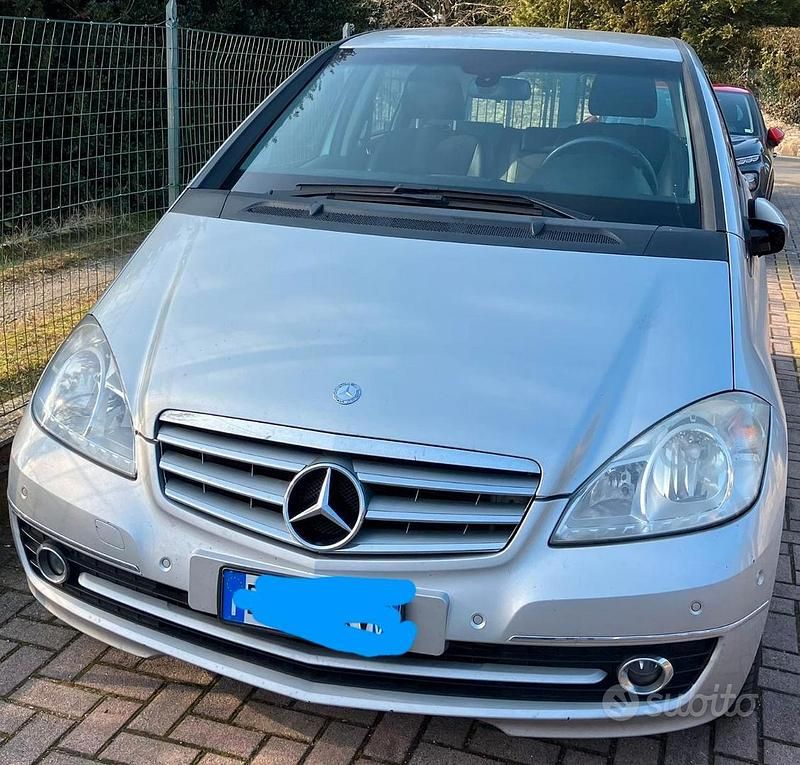 Usata Mercedes A180 Elegance 2009 Grigio Monovolume