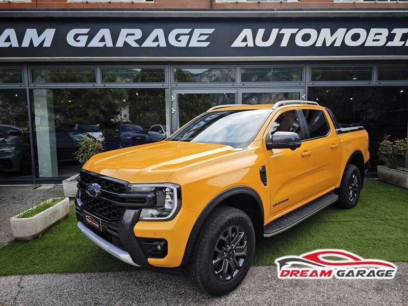 Usata Ford Ranger Wildtrack 241 CV (177 kW) 2023 Arancione Pick-up