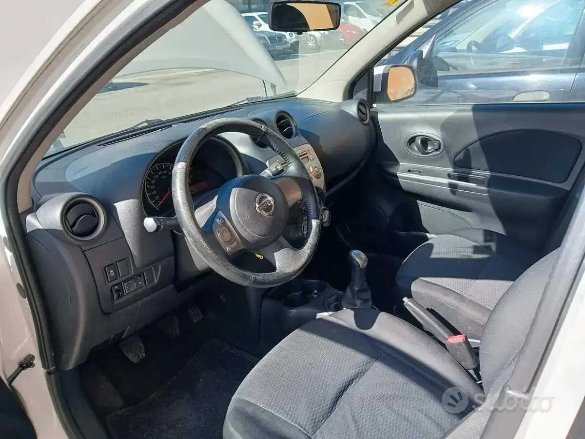 Usata Nissan Micra Acenta 80 CV (58 kW) 2012 Bianco Utilitaria