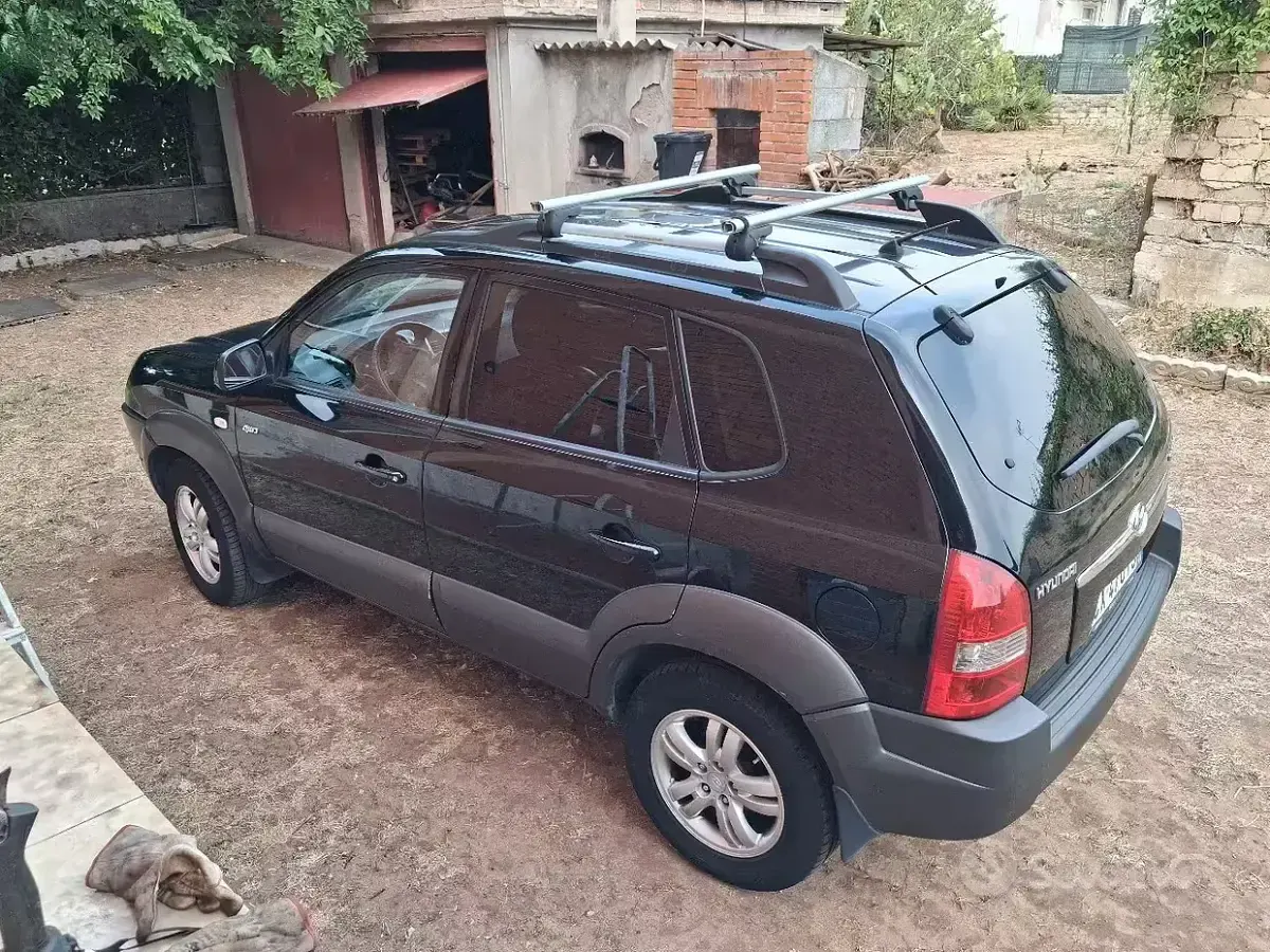 Usata Hyundai Tucson 141 CV (103 kW) 2006 Nero SUV