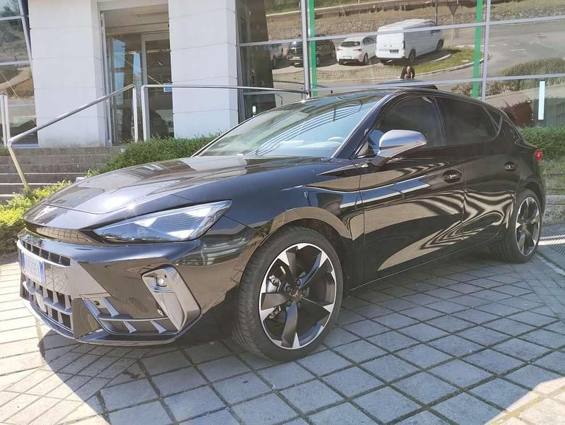 Usata Cupra Leon 150 CV (110 kW) 2025 Nero Berlina